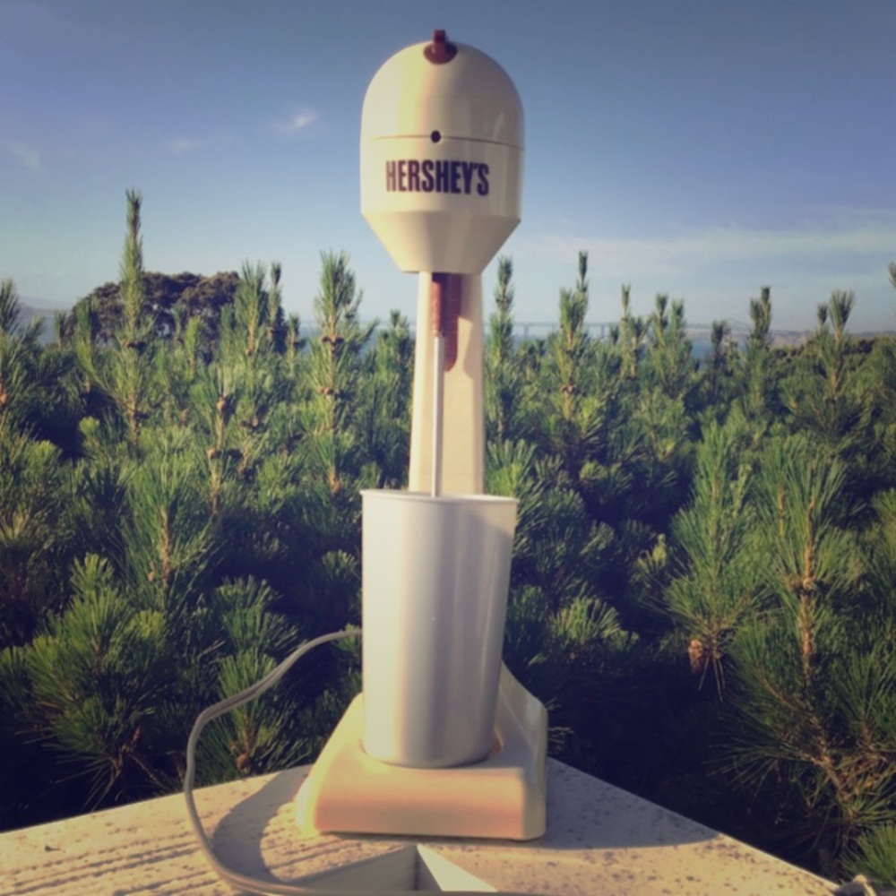 HERSHEYS Milkshake Maker
